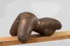 Alexandra Bircken, Trolley II, 2016, Stahl, Holz, Bronze, Haar, 260 x 380,4 x 150,4 cm, Sprengel Museum Hannover, Ankauf mit Mitteln vom Land Niedersachsen; Foto: Herling / Herling / Werner, Sprengel Museum Hannover