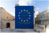 Tania Bruguera, European Flag, 2011-2024, Installationsansicht Malta Biennale 2024, Courtesy Estudio Bruguera